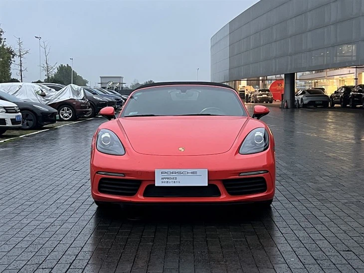 2018 Porsche 718 Boxster 2.0T